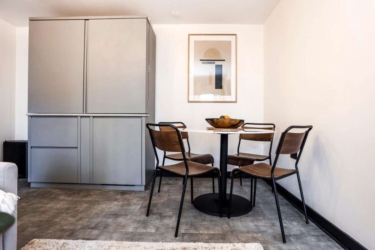 אדינבורו The Brewers Rooms Contemporary Aparthotel מראה חיצוני תמונה